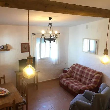 Apartment Villa Encarna Alojamientos Turisticos Con Piscina Comunitaria *