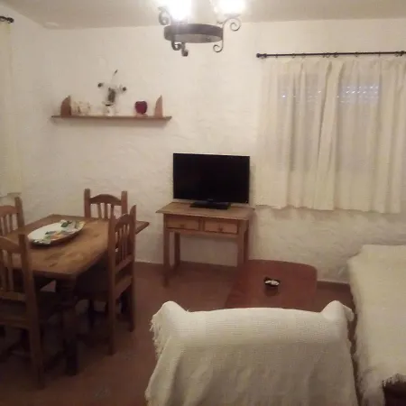 Apartment Villa Encarna Alojamientos Turisticos Con Piscina Comunitaria *