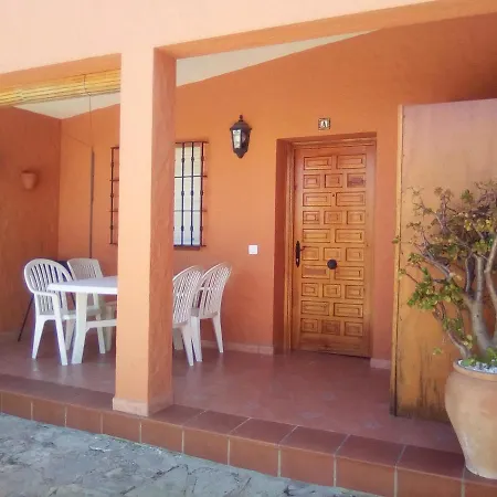 Villa Encarna Alojamientos Turisticos Con Piscina Comunitaria Conil De La Frontera