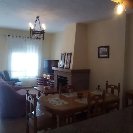Villa Encarna Alojamientos Turisticos Con Piscina Comunitaria Apartment *