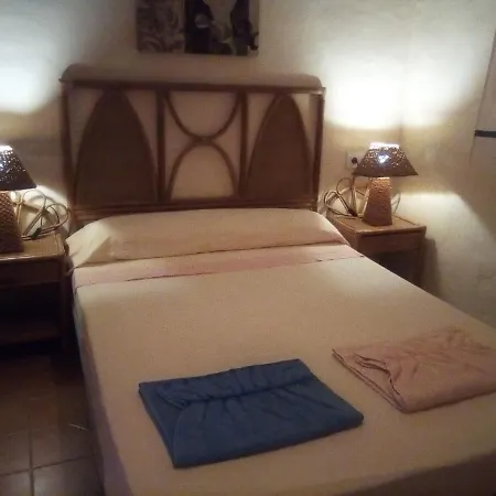 Villa Encarna Alojamientos Turisticos Con Piscina Comunitaria Apartment *